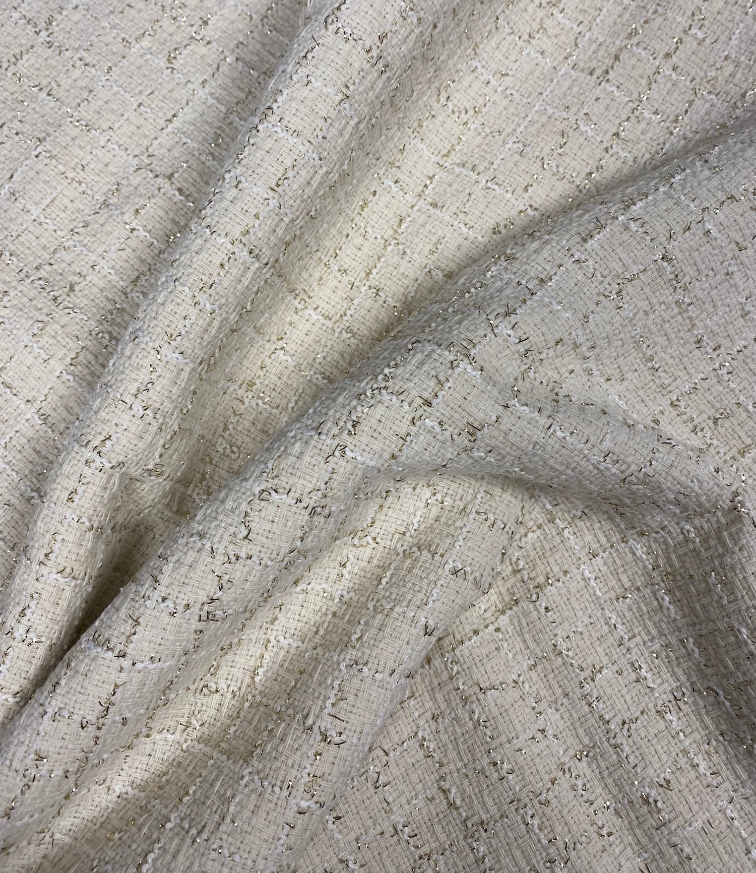 White Sparkling Tweed Fabric for Elegant Fashion and Home Décor