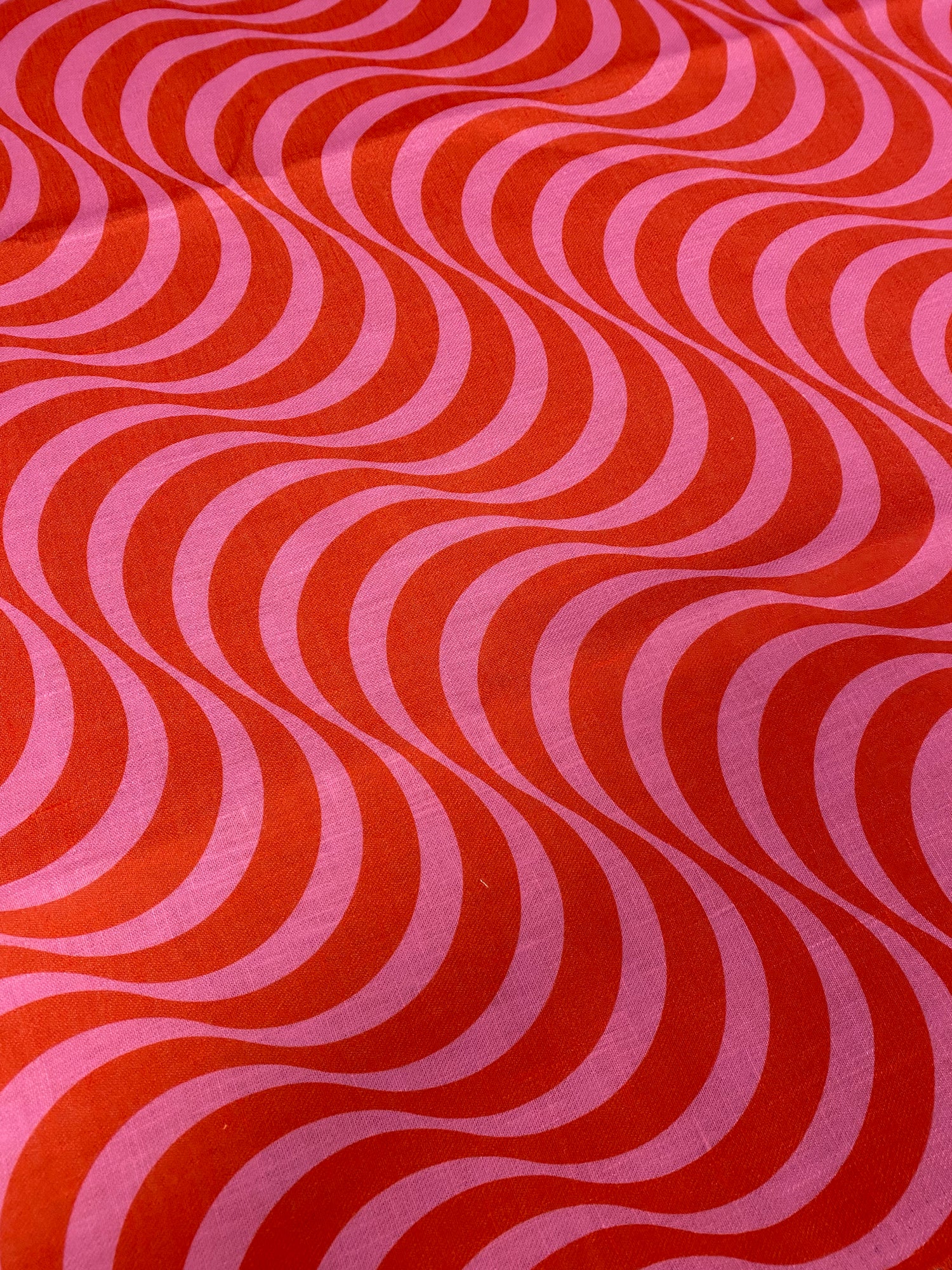 Retro Wave Pattern Linen Fabric for Stylish Home Decor