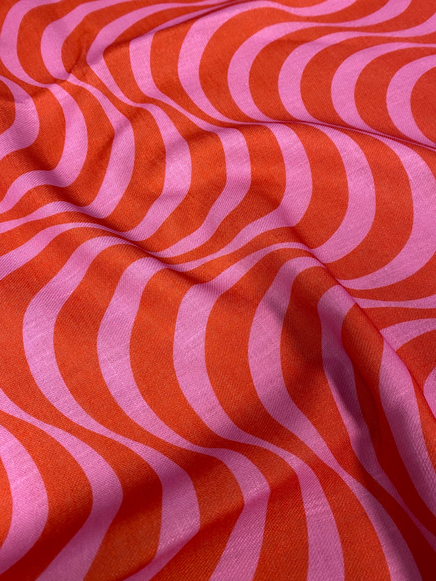 Retro Wave Pattern Linen Fabric for Stylish Home Decor