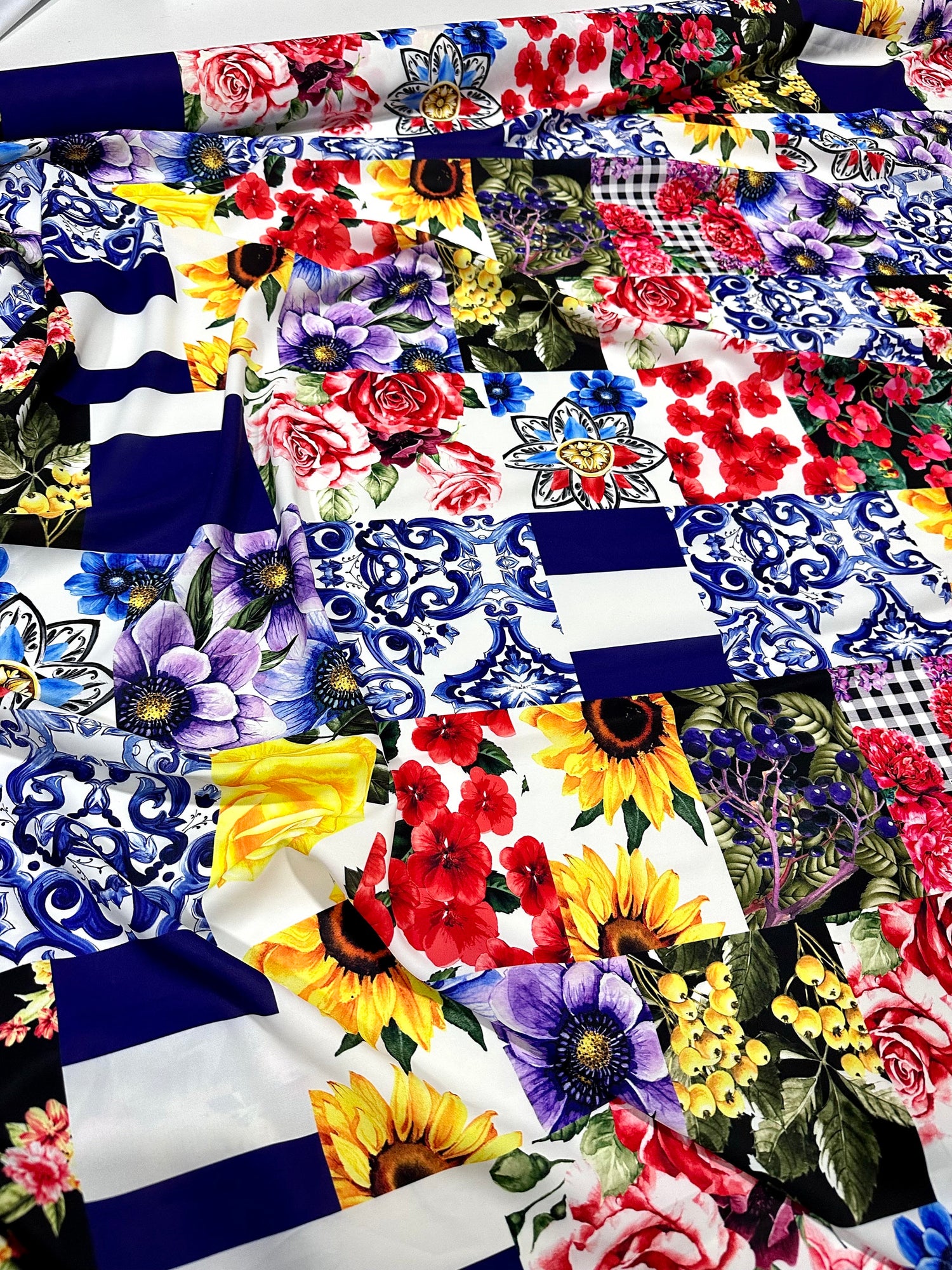 Majolica Pattern Fabric