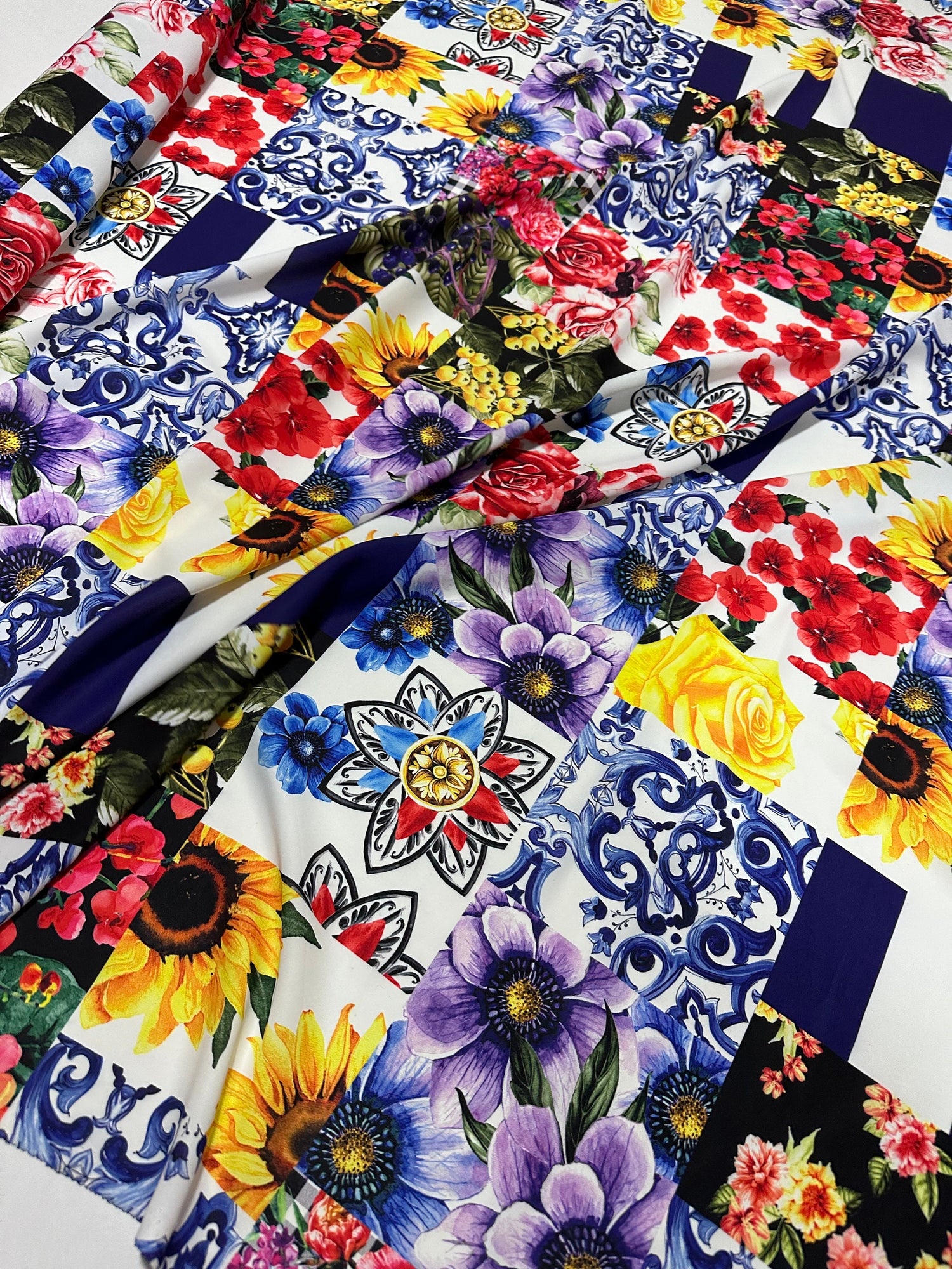 Majolica Pattern Fabric